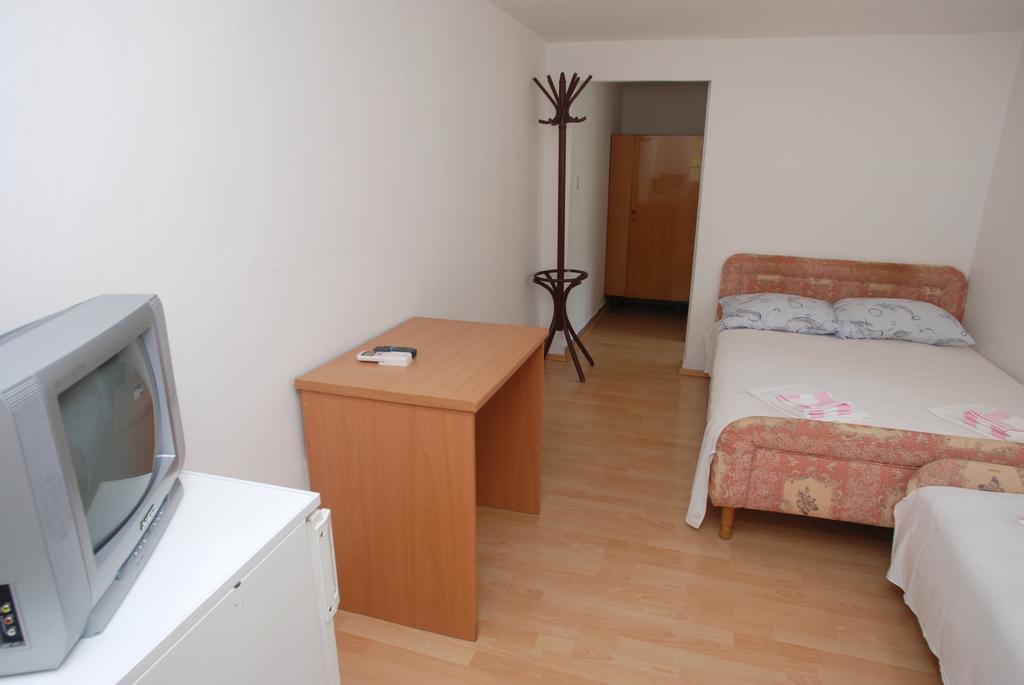Apartments Slavica Rafailovici Budva Habitación foto